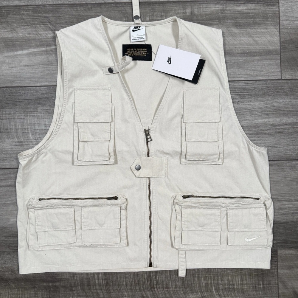 Nike Utility Vest